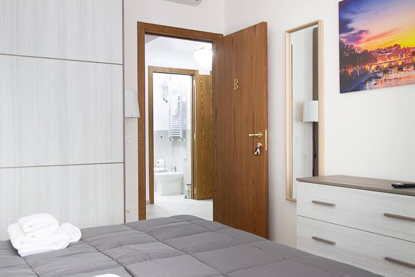 Vatican Cipro Guest House Рим Экстерьер фото